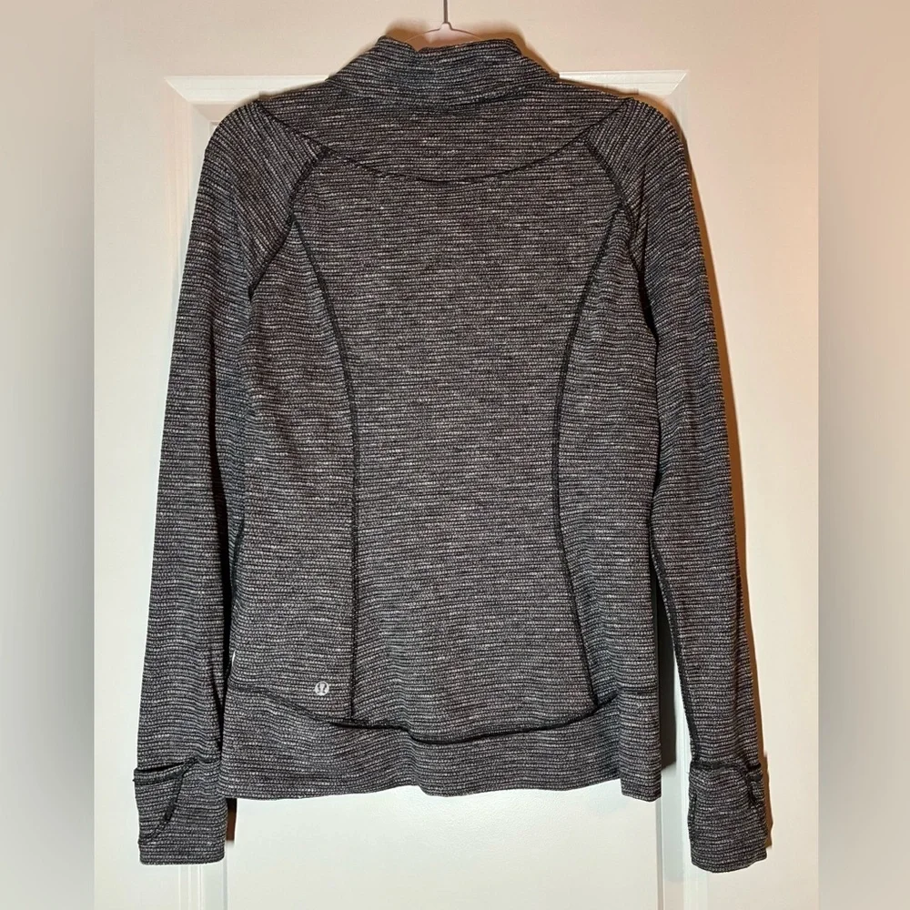 Lululemon Think Fast Pullover in Coco Pique Black / Black Size 10
